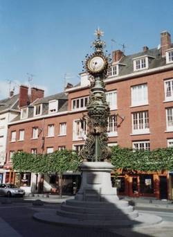 Horloge Dewailly in Amiens